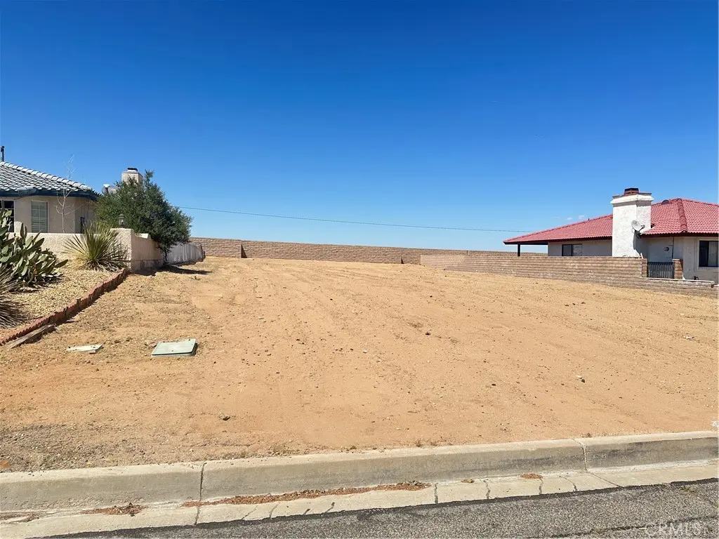 14620 Cool Glen, Helendale, CA — listing photo 1