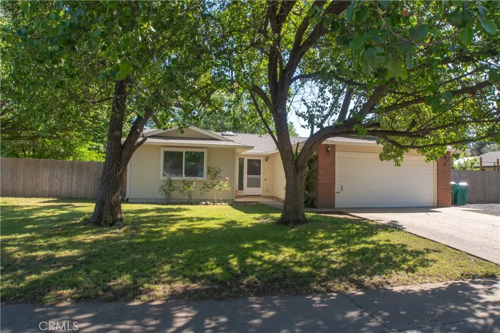 Single Family Residence for sale at 1 San Ramon Drive, Chico, CA featuring 3 beds and 2 baths