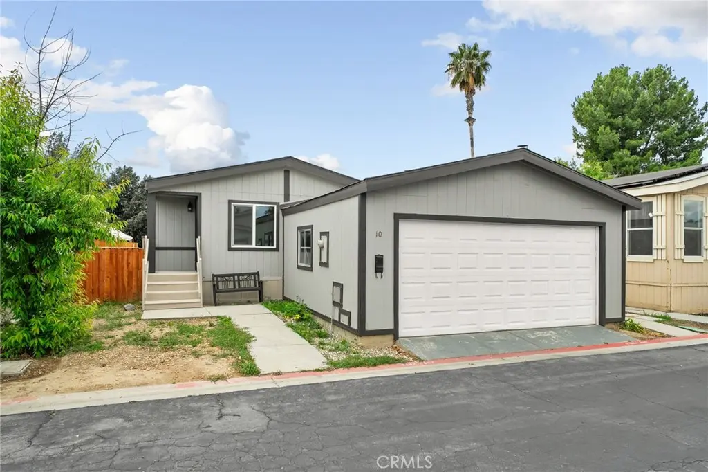 Manufactured In Park for sale at 80 E Dawes 10, Perris, CA featuring 3 beds and 2 baths