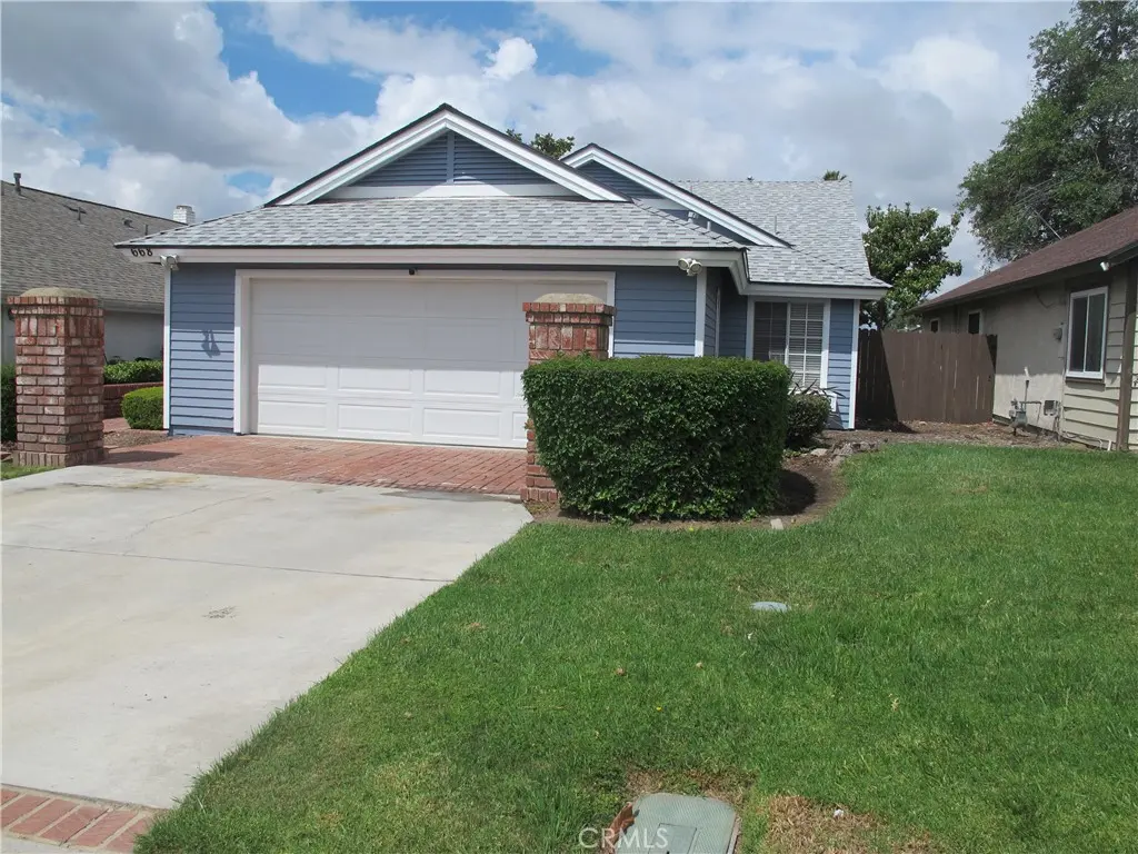 668 N Quince, Rialto, CA — listing photo 1