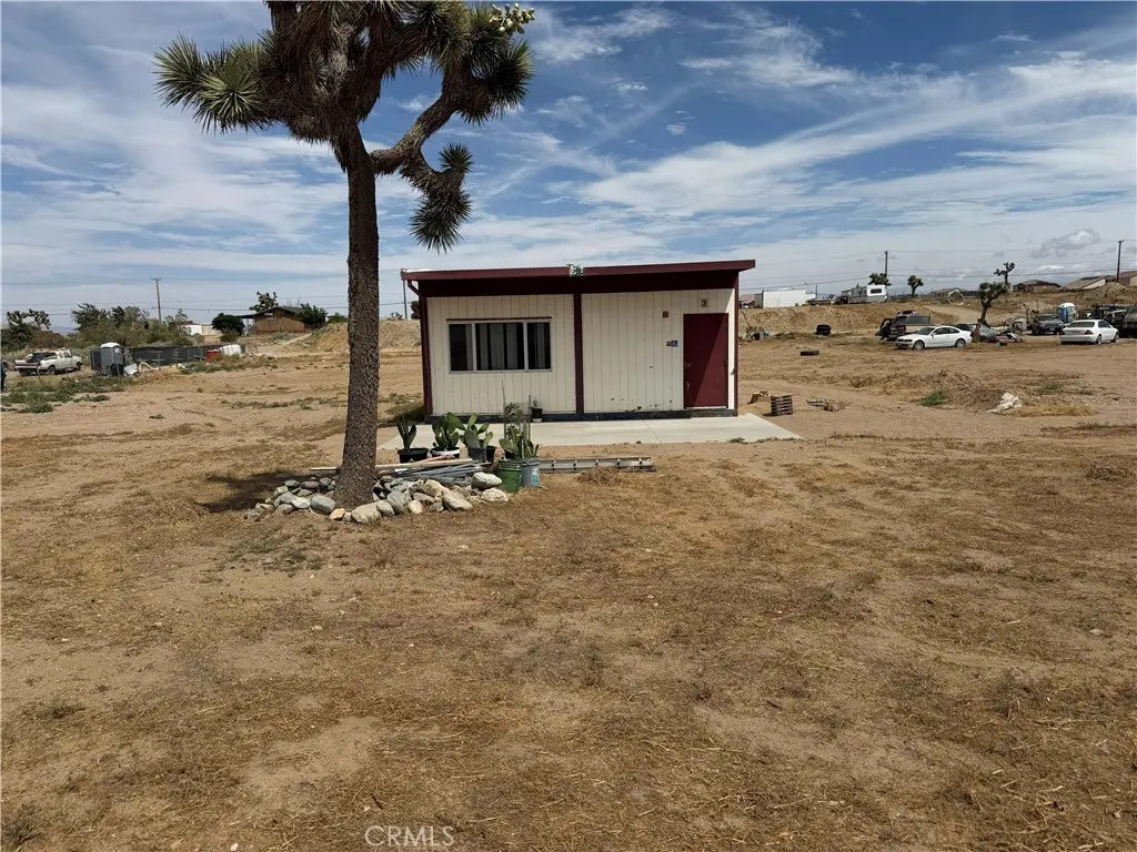 11551 Cactus, Phelan, CA — listing photo 1