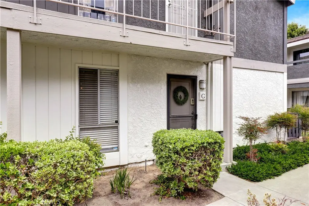 2815 S Fairview St, #G, Santa Ana, CA — listing photo 1