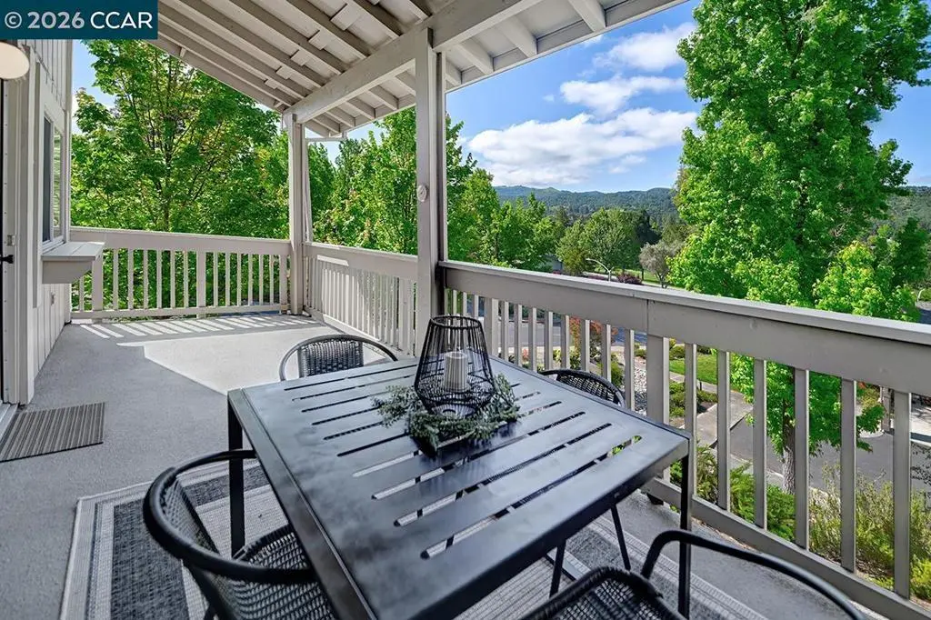 Condominium for sale at 2175 Cactus Ct 1, Walnut Creek, CA featuring 2 beds and 2 baths