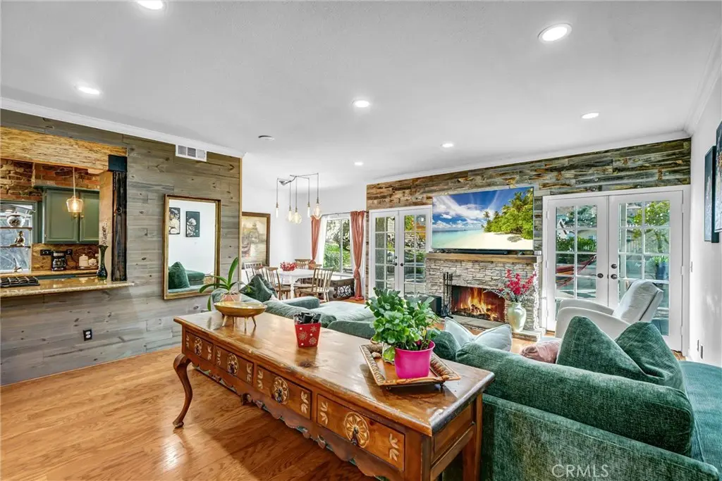 28314 Easton, Saugus, CA — listing photo 1