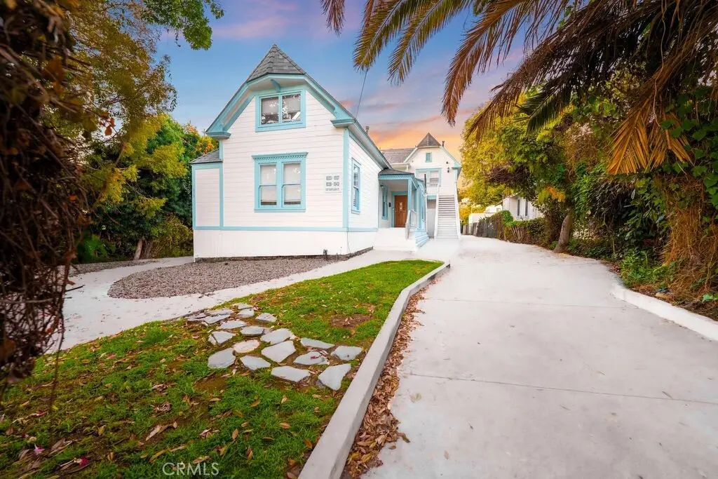 1033 E Santa Clara Street, Ventura, CA — listing photo 1