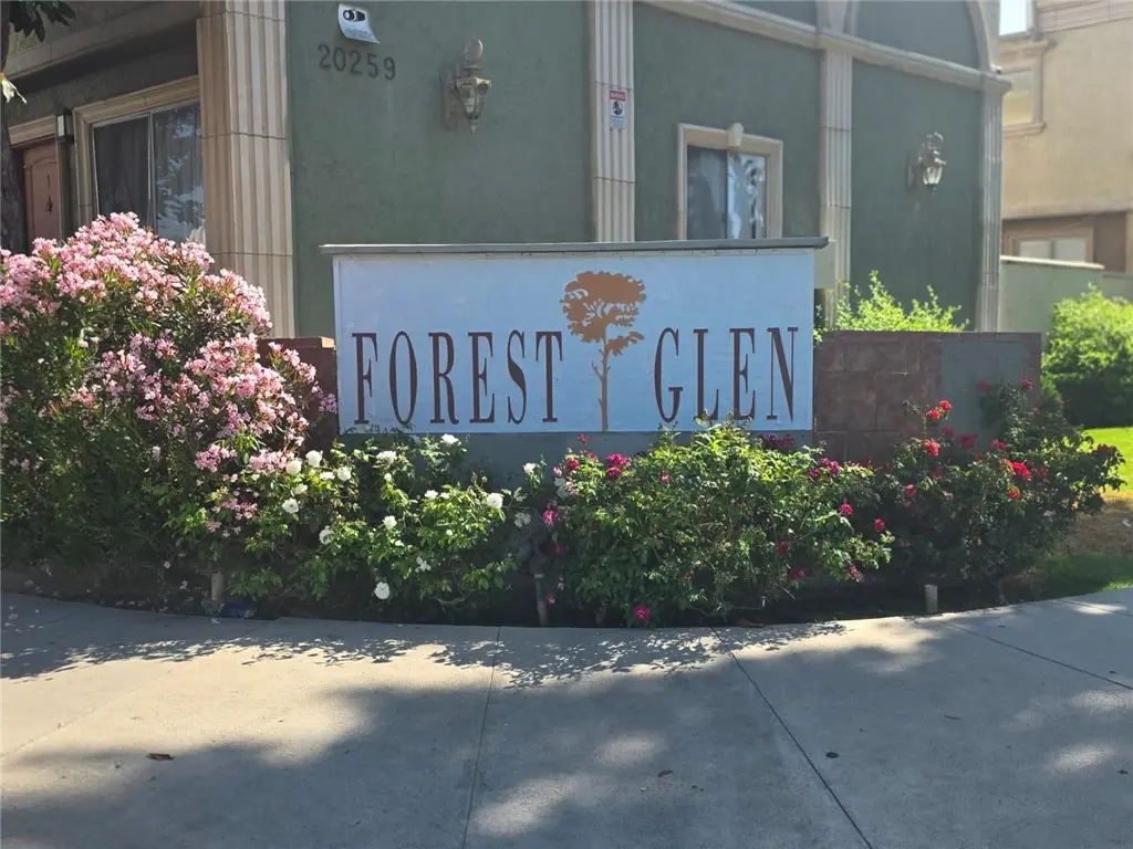 20146 Cohasset 11, Winnetka, CA — listing photo 1