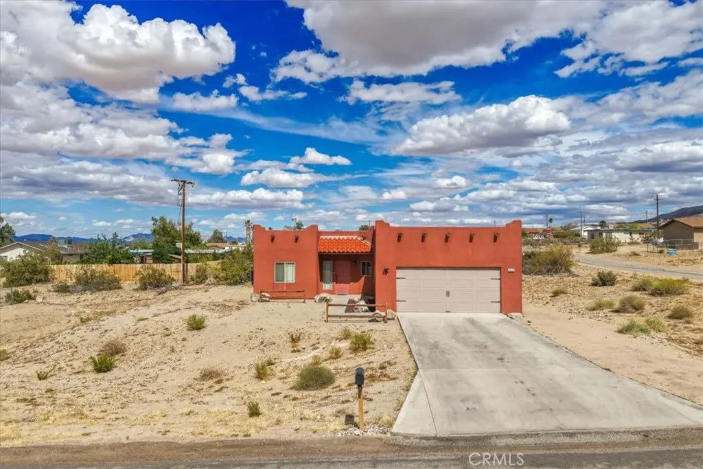 7425 Kellogg Avenue, 29 Palms, CA — listing photo 1