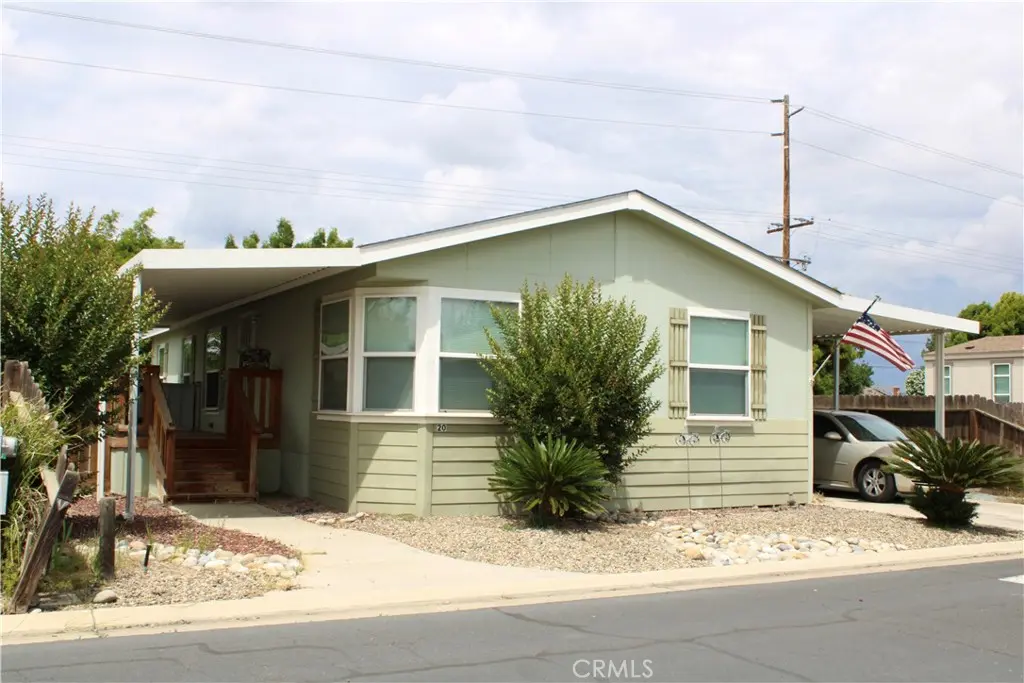 100 S Westwood Street 20, Porterville, CA — listing photo 1