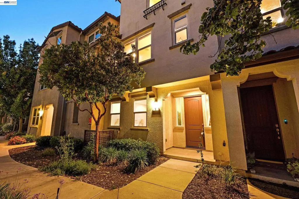 Condominium for sale at 1270 Gusty Loop 3, Livermore, CA featuring 4 beds and 4 baths