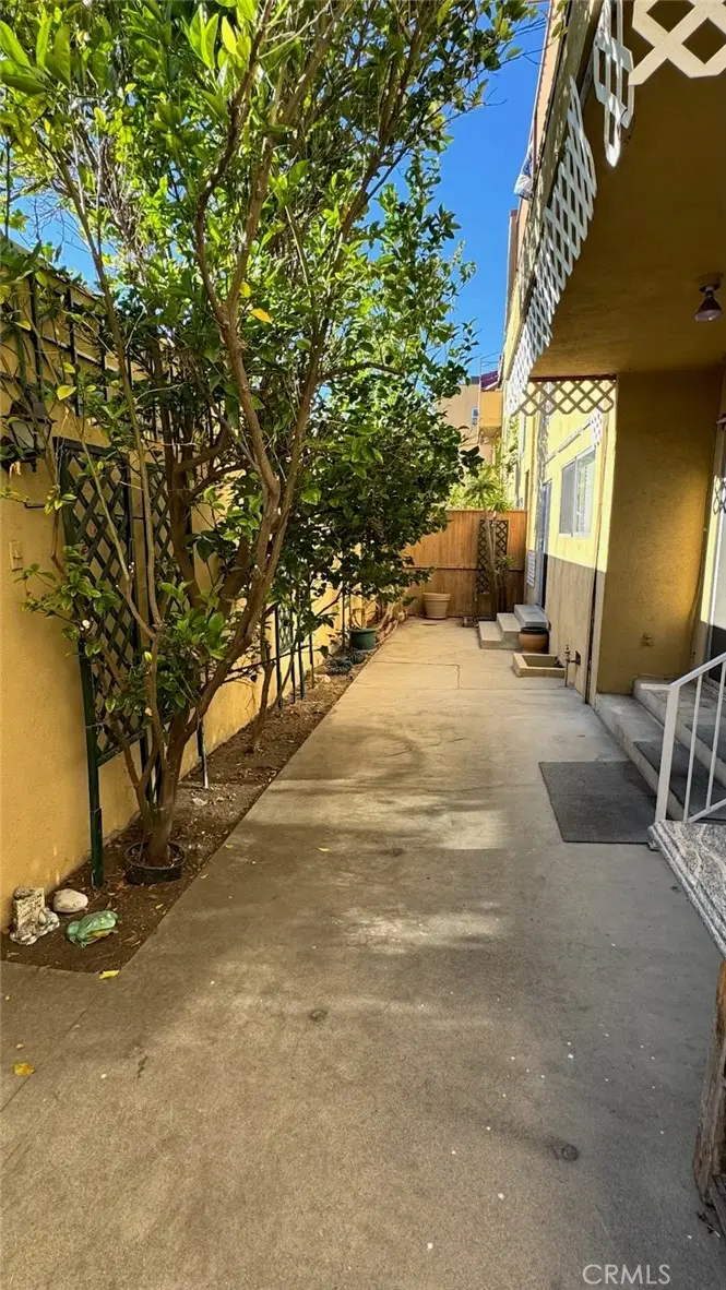 6225 Coldwater Canyon Avenue 117, North Hollywood, CA — listing photo 1