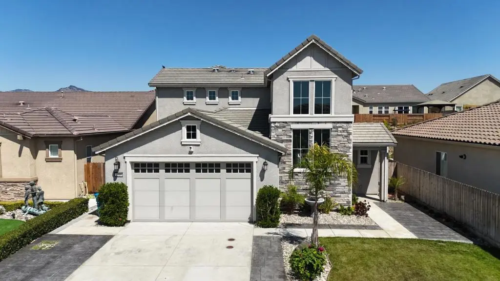 Single Family Residence for sale at 1515 Goldenstar Court, Hollister, CA featuring 4 beds and 3 baths