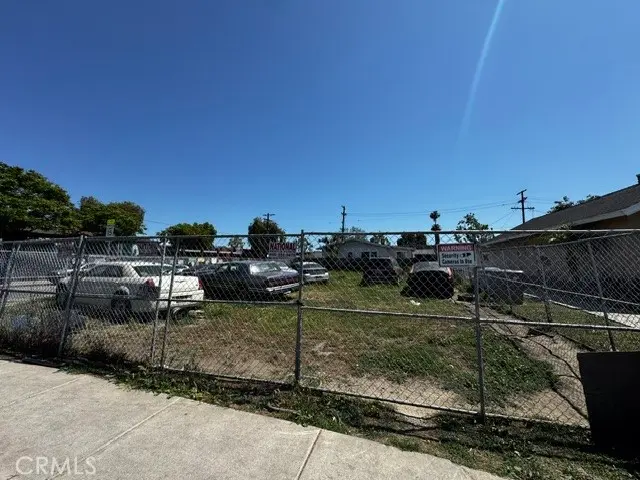 8501 Towne, Los Angeles, CA — listing photo 1