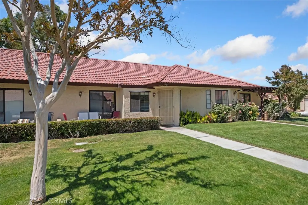 11734 Cottonwood, Apple Valley, CA — listing photo 1