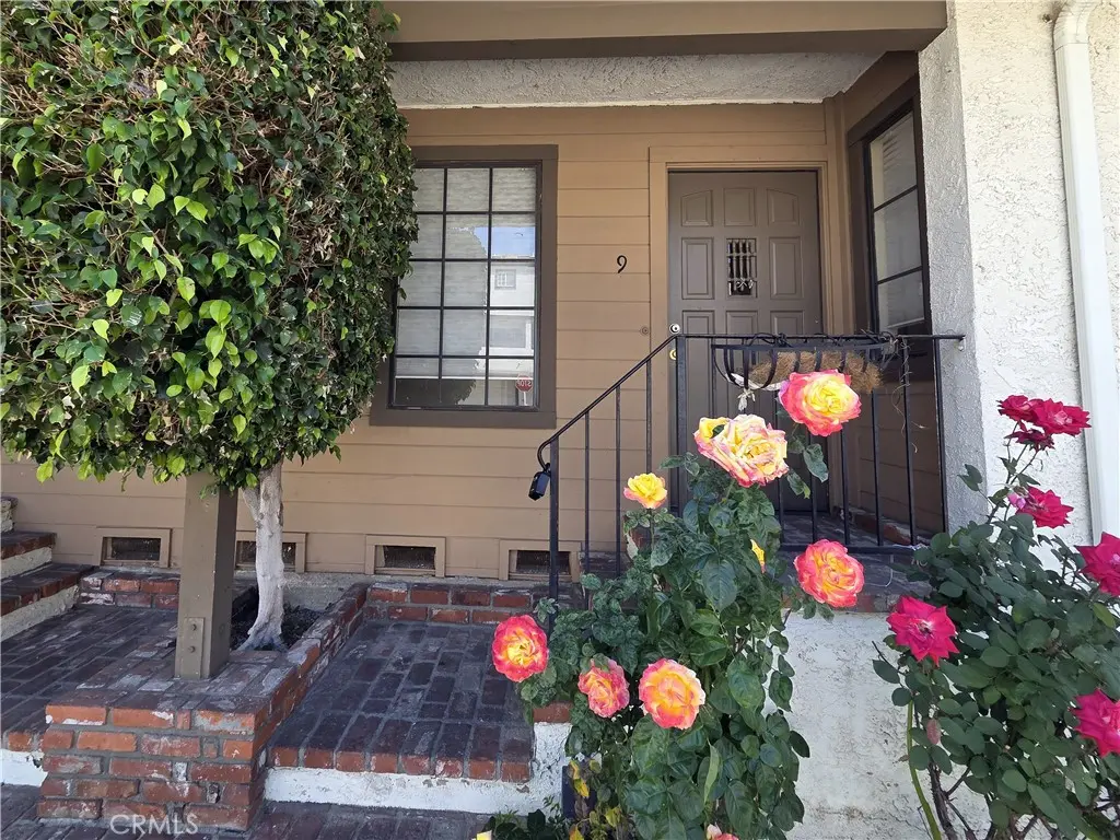 7650 Topanga Canyon, Canoga Park, CA — listing photo 1