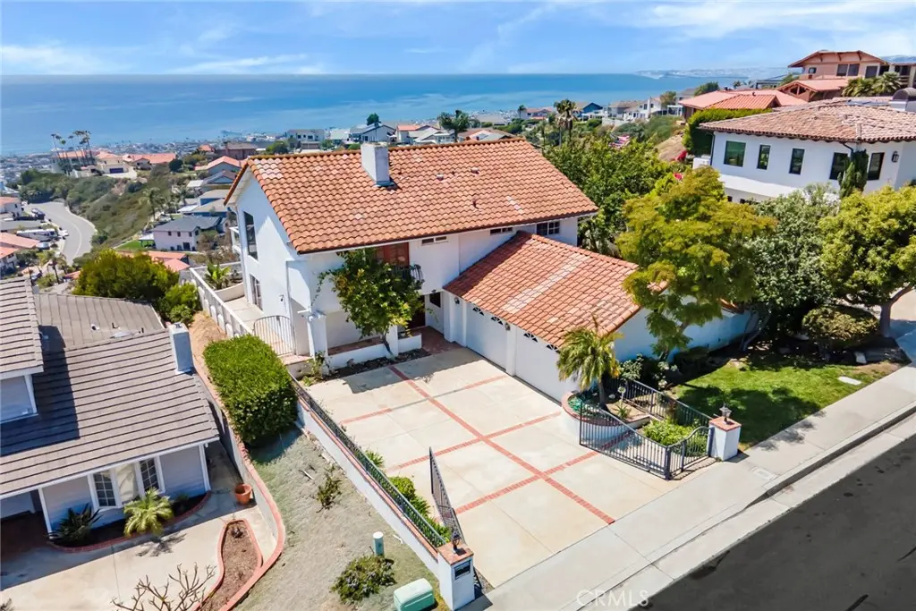 900 Avenida Salvador, San Clemente, CA — listing photo 1