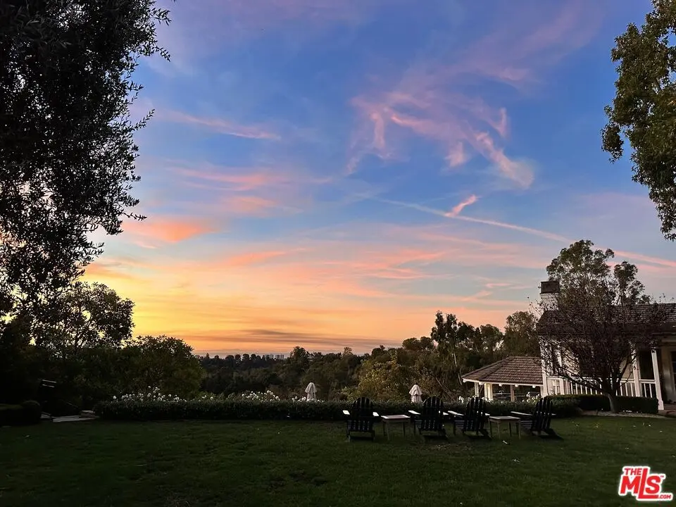 1267 Villa Woods Drive, Pacific Palisades, CA — listing photo 1