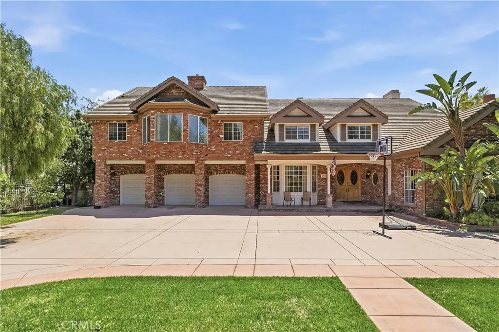 200 W 24th Street, Upland, CA — listing photo 1