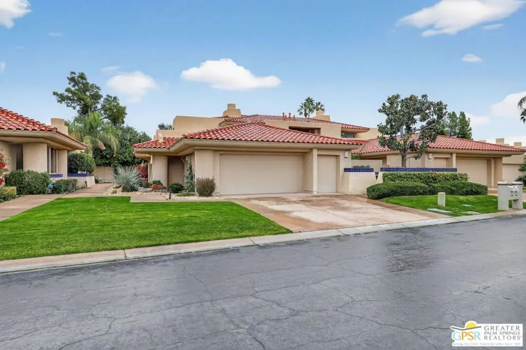 196 Kavenish Drive, Rancho Mirage, CA — listing photo 1