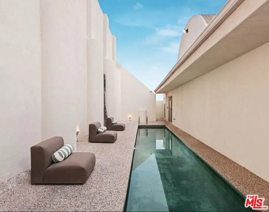 Residential Lease for rent at 8435 FRANKLIN Avenue, West Hollywood, Los Angeles County, CA featuring 5 beds and 5 baths