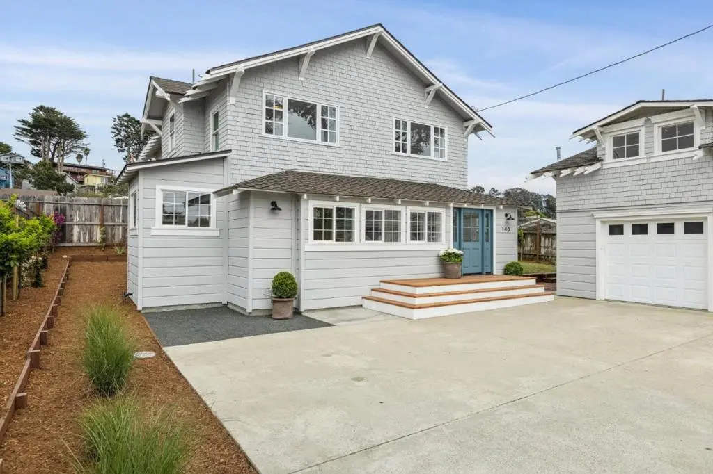 140 Wienke Way, Moss Beach, CA — listing photo 1