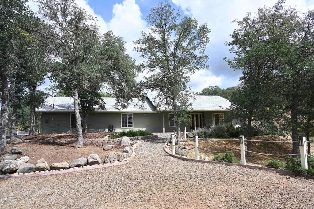 42924 Deep Forest Drive, Coarsegold, CA — listing photo 1