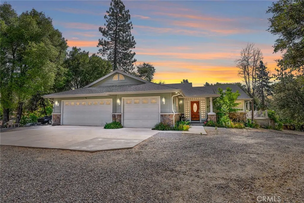44550 Windsong Way, Ahwahnee, CA — listing photo 1
