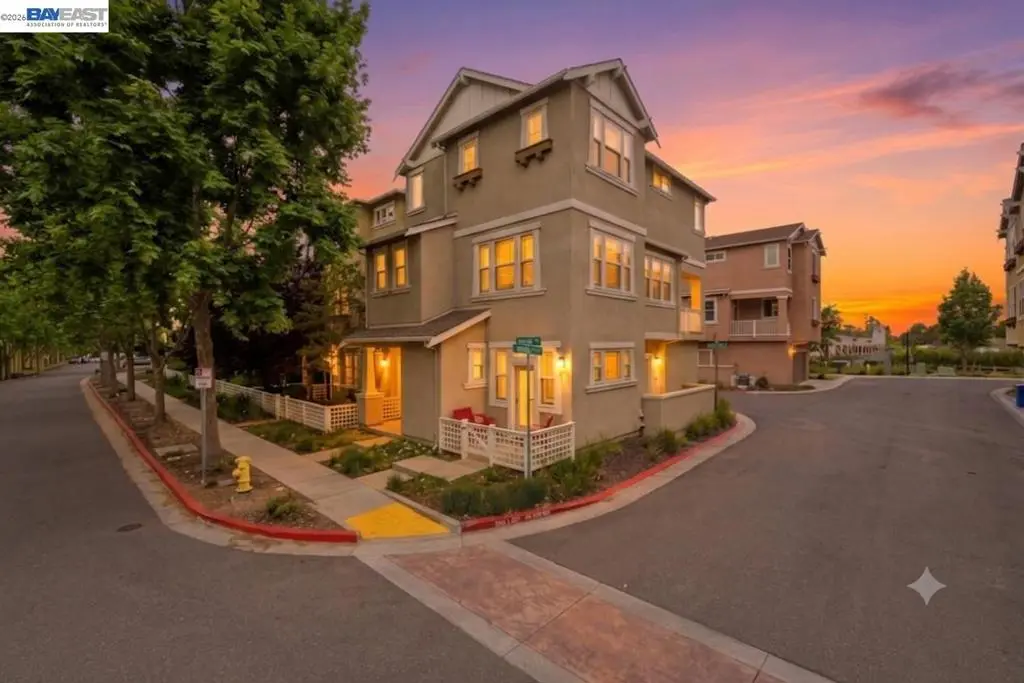 Single Family Residence for sale at 41008 Asilomar Ter, Fremont, CA featuring 4 beds and 4 baths
