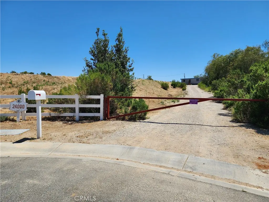 24000 Hidden Ridge Road, Hidden Hills, CA — listing photo 1