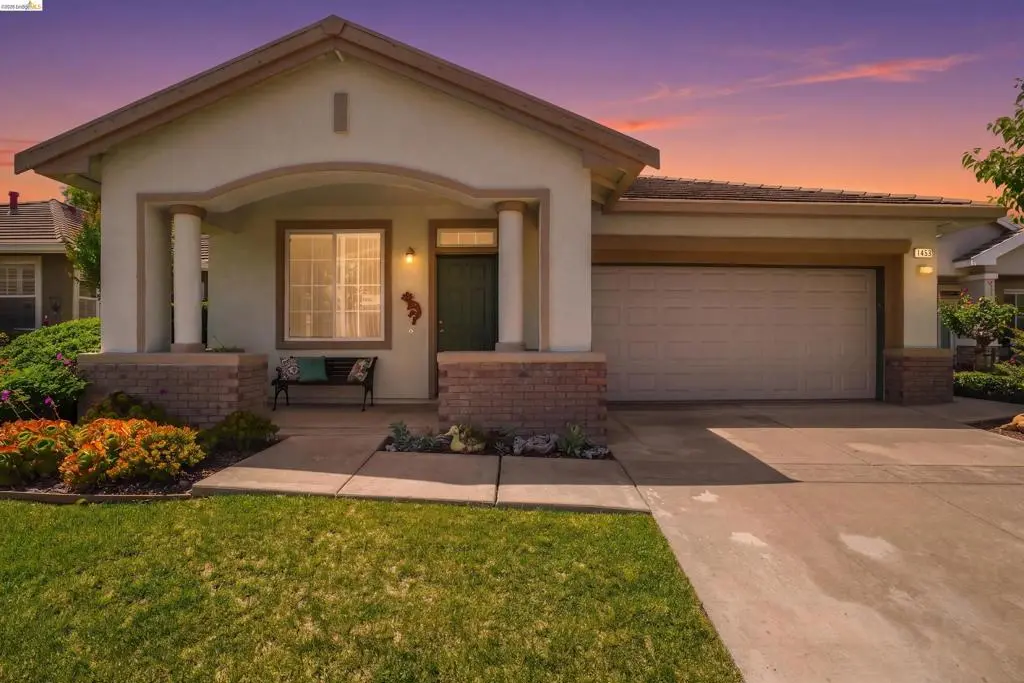 Single Family Residence for sale at 1436 Bismarck Ln, Brentwood, CA featuring 2 beds and 2 baths