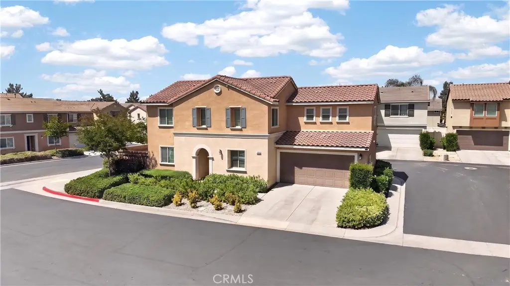 1425 Allium Court, Beaumont, CA — listing photo 1