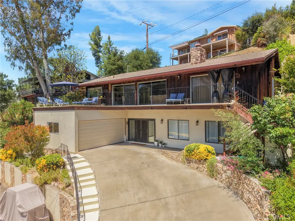 Single Family Residence for sale at 2232 Lakeshore, Agoura Hills, CA featuring 3 beds and 3 baths