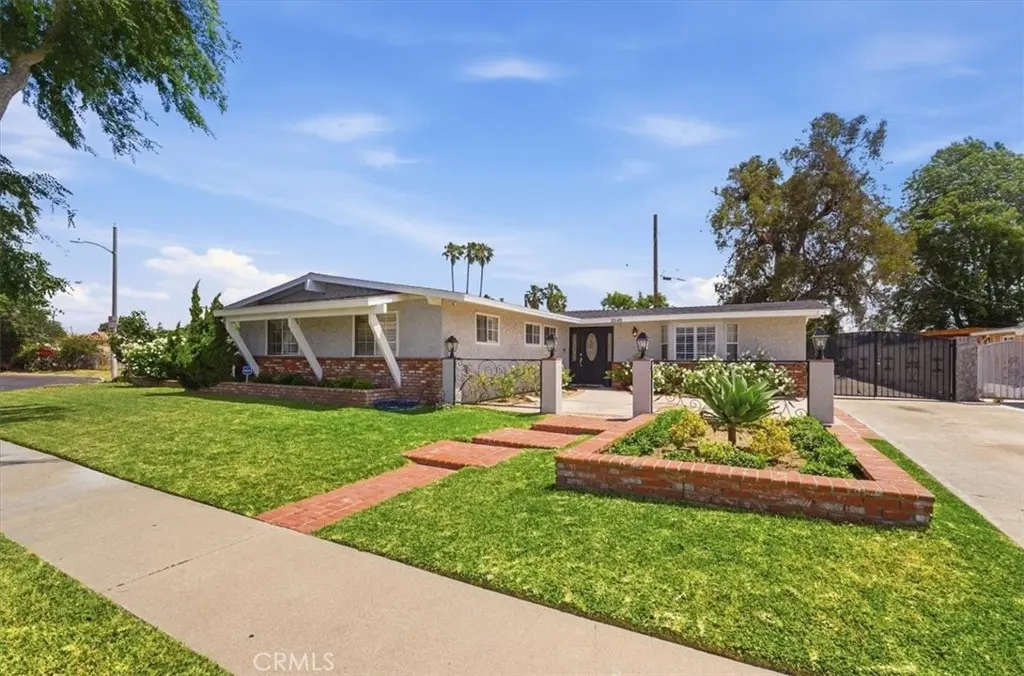 Single Family Residence for sale at 2040 N Kalsman, Compton, CA featuring 3 beds and 2 baths