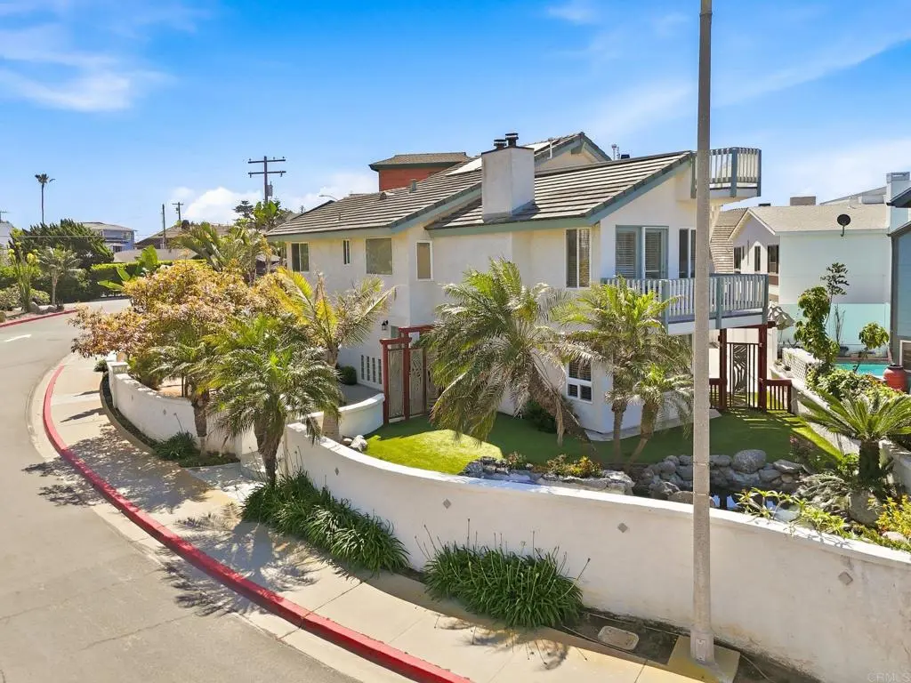Single Family Residence for sale at 2438 Ocean Street, Carlsbad, CA featuring 3 beds and 3 baths