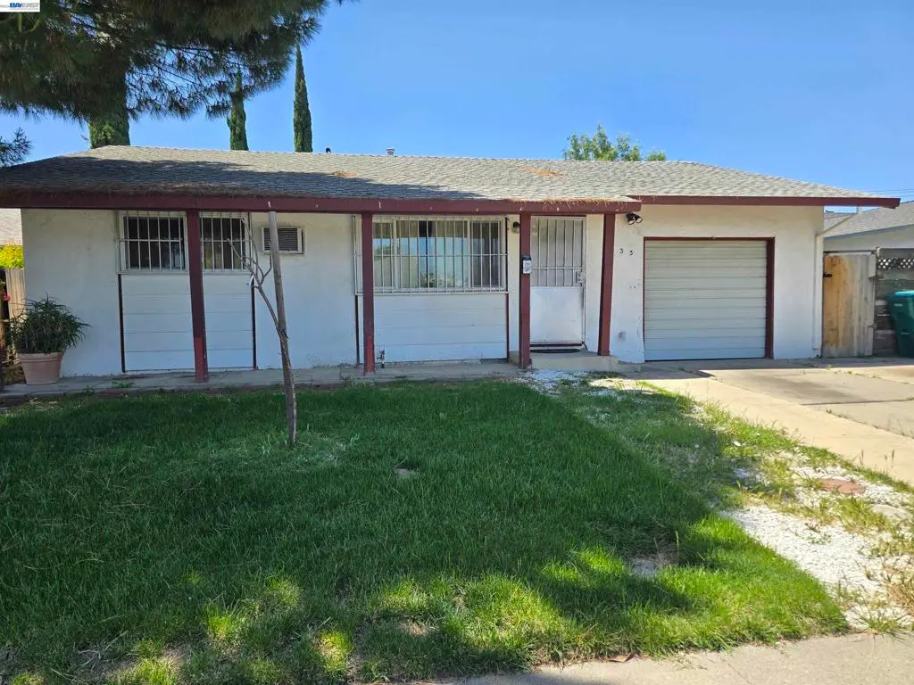 Single Family Residence for sale at 6933 Kermit Ln, Stockton, CA featuring 3 beds and 1 bath