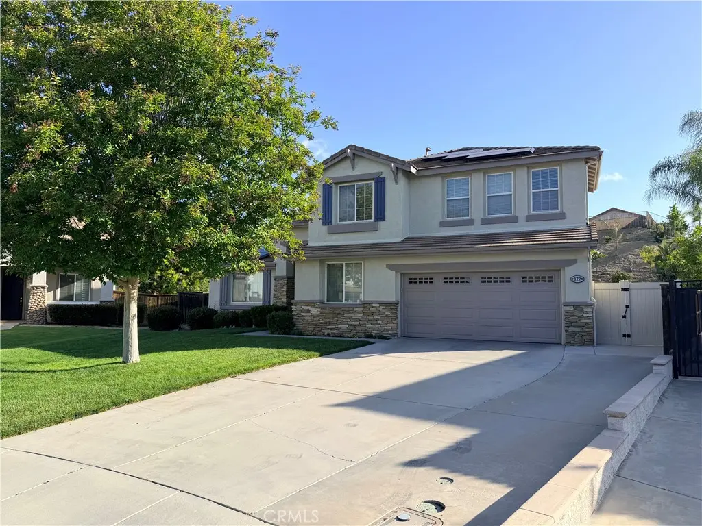 Single Family Residence for sale at 23776 Brookside Court, Murrieta, CA featuring 5 beds and 4 baths