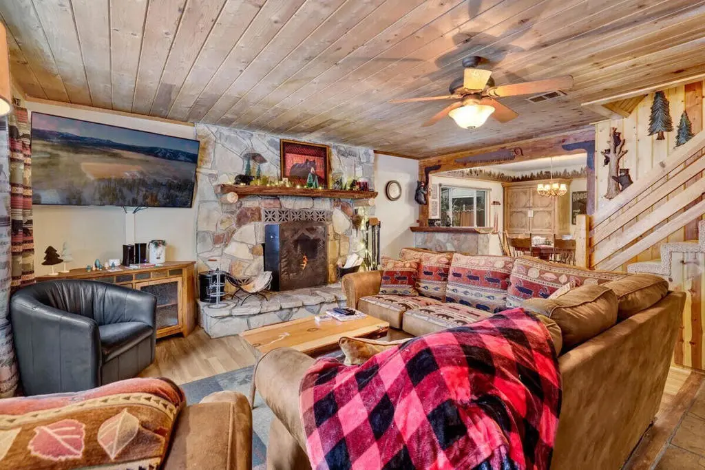 42665 Peregrine Avenue, Big Bear, CA — listing photo 1