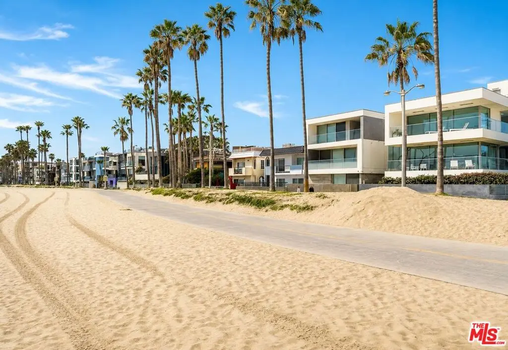 10 27th Avenue 10A, Venice, CA — listing photo 1