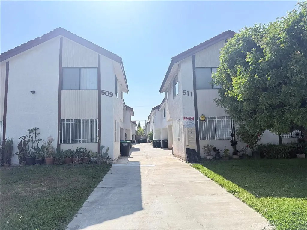 Residential Lease for rent at 511 N Mcpherrin A, Monterey Park, Los Angeles County, CA featuring 3 beds and 3 baths