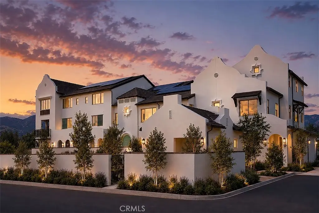 Townhouse for sale at 915 Estrella Road, San Marcos, CA featuring 3 beds and 3 baths