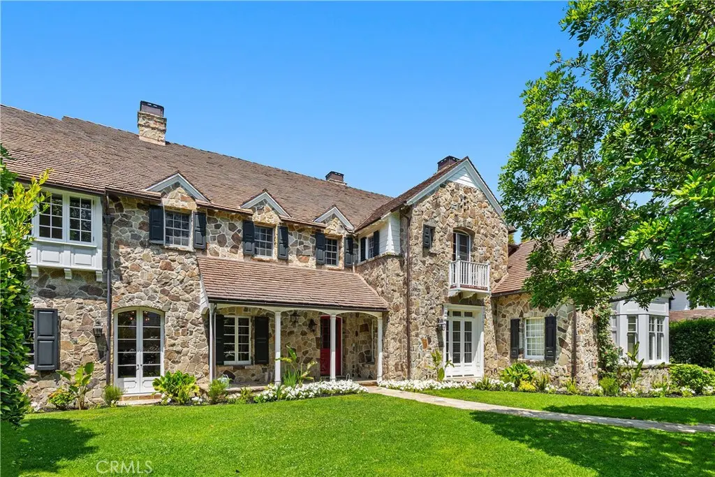 10343 Valley Spring, Toluca Lake, CA — listing photo 1