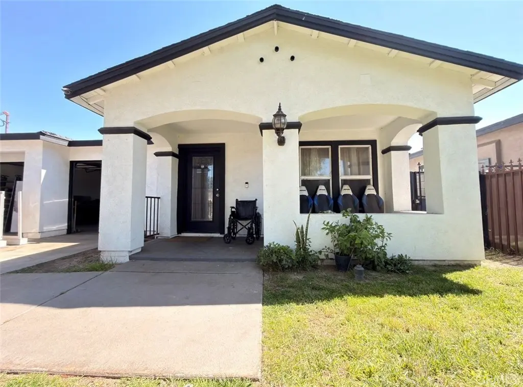 835 Victoria, San Bernardino, CA — listing photo 1