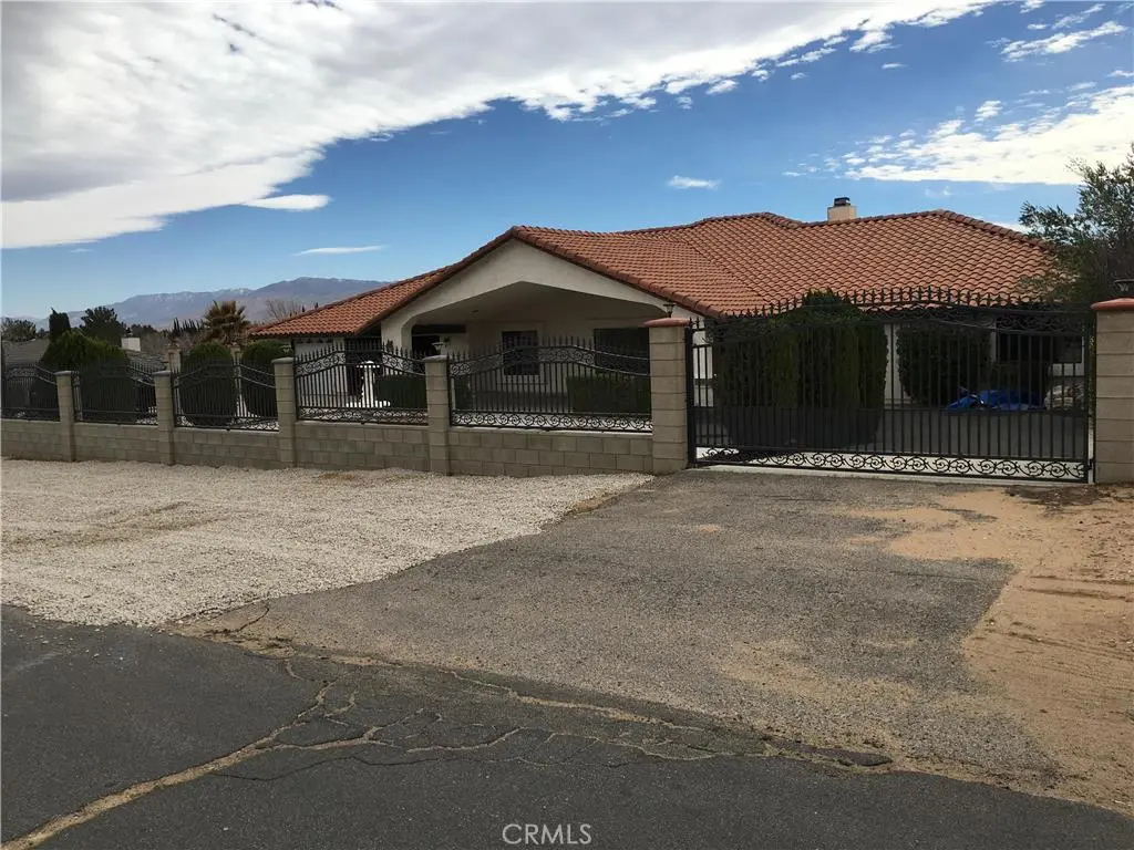 20231 Wadena, Apple Valley, CA — listing photo 1