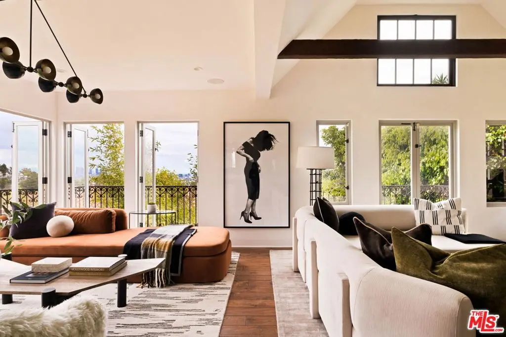 Single Family Residence for sale at 2356 Hollyridge Drive, Los Angeles, CA featuring 5 beds and 4 baths