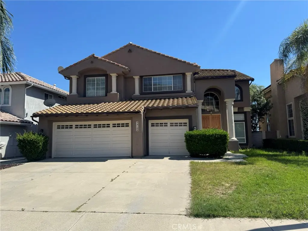 Residential Lease for rent at 23799 Via Segovia, Murrieta, Riverside County, CA featuring 4 beds and 3 baths