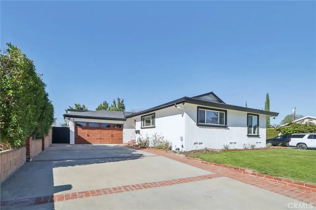 10007 Debra Avenue, Granada Hills, CA — listing photo 1