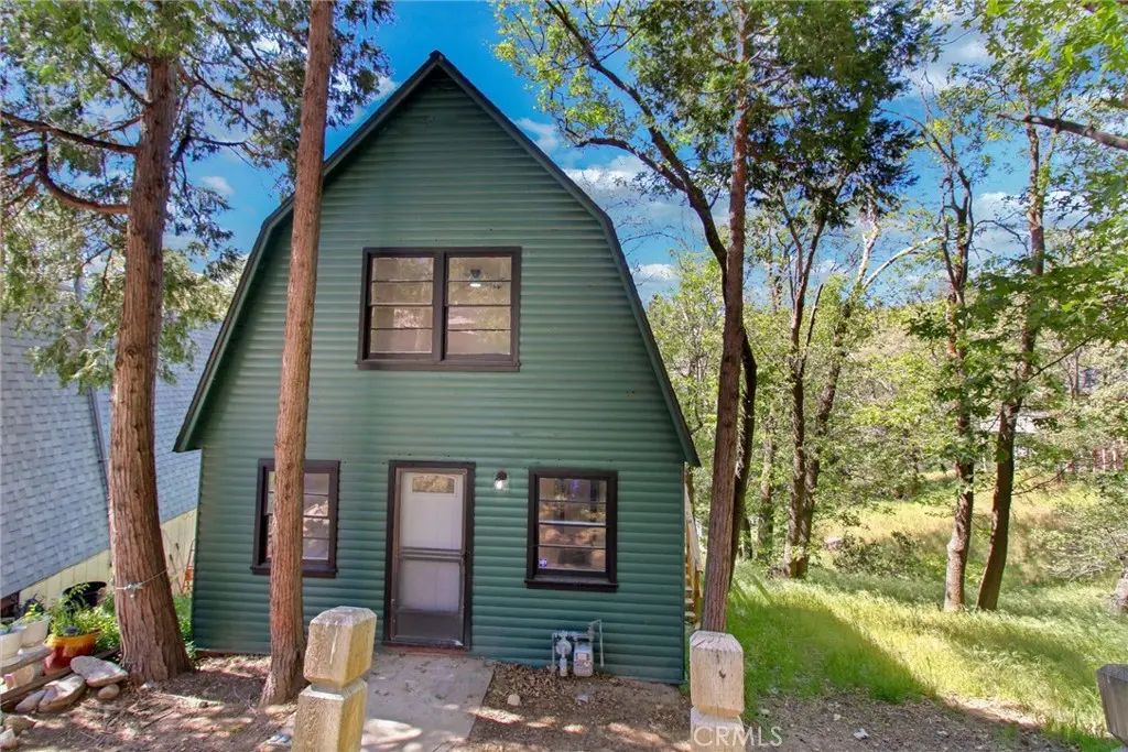 29219 Lyon Drive, Cedar Glen, CA — listing photo 1
