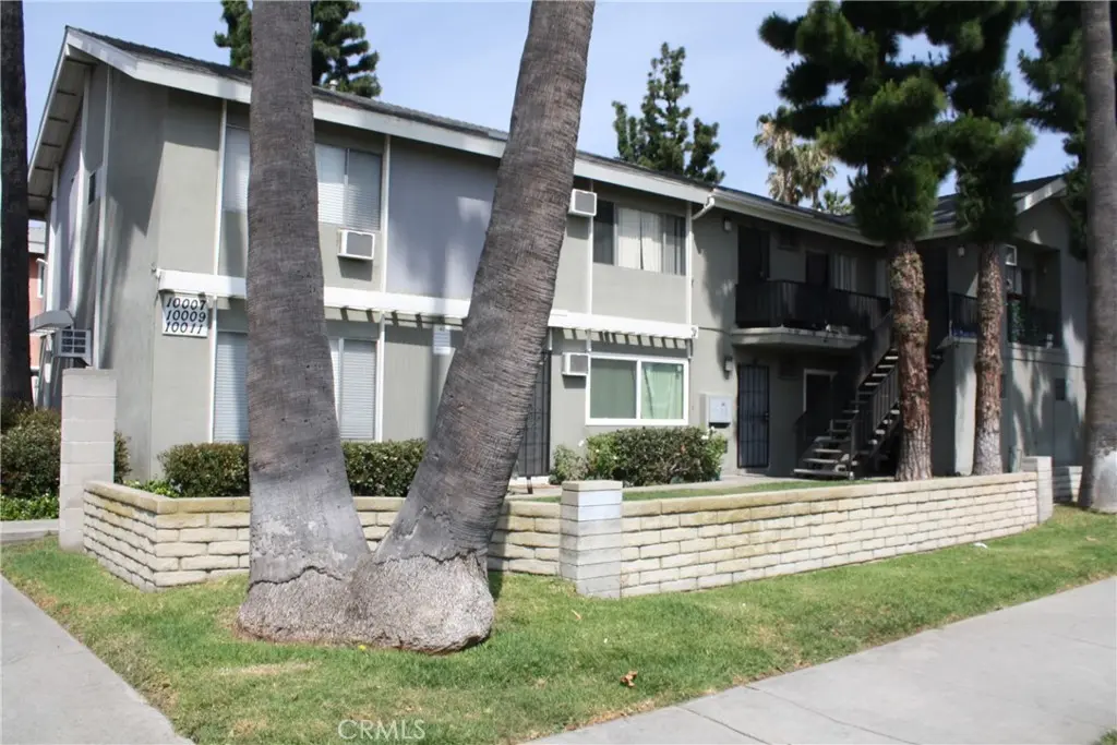 10011 Sepulveda, San Fernando, CA — listing photo 1