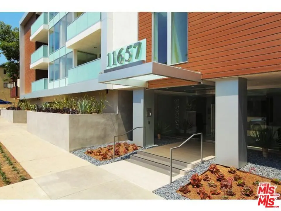 Residential Income for sale at 11657 Chenault Street 104 -105, Los Angeles, CA featuring 2 beds and 4 baths