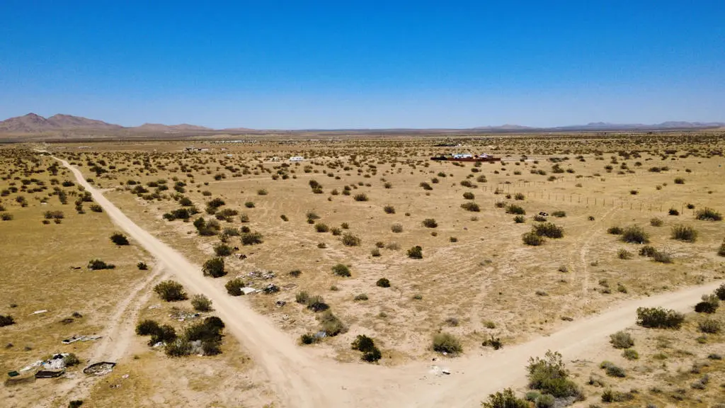185 Ave P, Palmdale, CA — listing photo 1