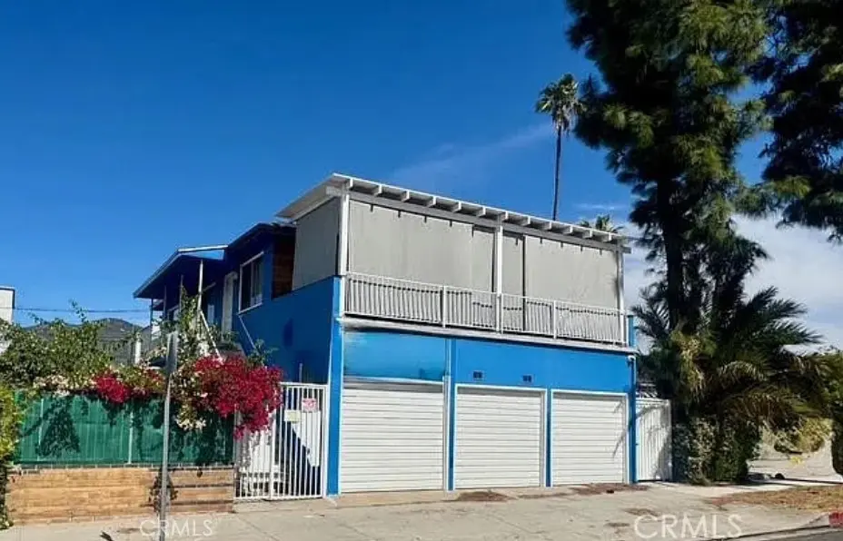 Residential Lease for rent at 405 W Broadway A, Glendale, Los Angeles County, CA featuring 1 bed and 1 bath